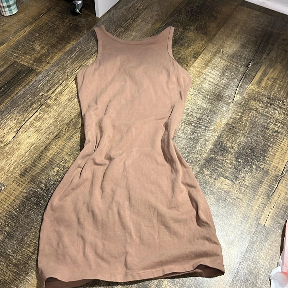💞Cute tan colored dress💞